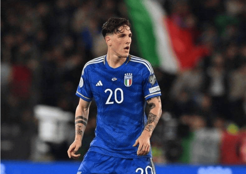 半岛体育官网入口-那不勒斯遭遇联赛两连败，球队状态堪忧