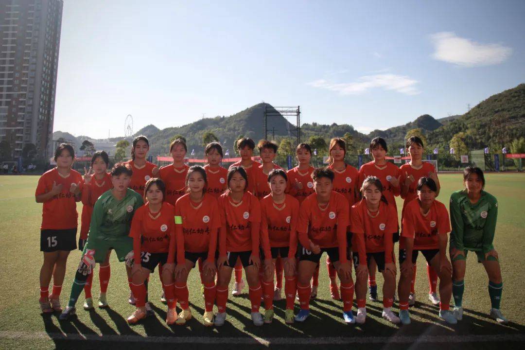 半岛体育app下载官网-关于顽强拼搏的女足队员们，将胜利进行到底的信息